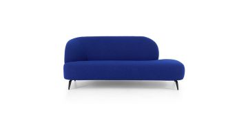 Kobaltblauwe Montèl 40-1 chaise longue links vrijstaand tegen lichte achtergrond met ronde rug en zwarte poten