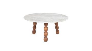 Grote salontafel Nelo van By-Boo met rond sawar marmer blad en mangohouten bolpoten