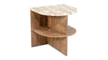Bijzettafel Marwood van mango hout en marmer met open vakken en organische vormen.