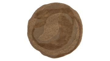 Rond organisch vloerkleed Orvi in bruin met verschillende structuren en patronen van bovenaf