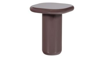 Donkerbruine bijzettafel met hoogglans afwerking en ronde vormen op witte achtergrond
