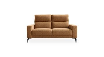 2,5-zitsbank Holsted in bruine boucléstof met hoge rugleuning en metalen poten vooraanzicht