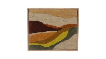 Getufte wanddecoratie met organisch patroon in aardetinten in eikenhouten lijst