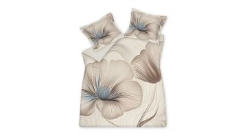Dekbedovertrek Royal Garden cream tan van Vandyck met grote bloemen in cream en tan op een licht beige achtergrond