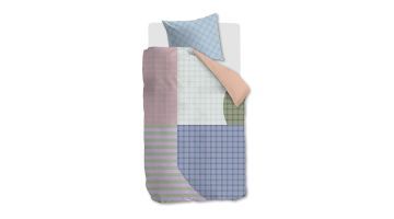 Dekbedovertrek La Rambla van Beddinghouse met grafisch patchwork van ruitjes, strepen en zachte pastelkleuren