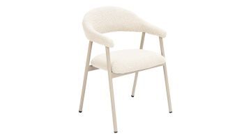 Armstoel Dioso in ecru bouclé met taupekleurig metalen frame schuin van voren