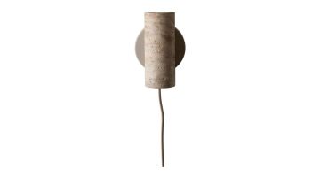 Wandlamp Tivoli van It's about RoMi in zandkleur met travertin cilinder en ronde wandplaat