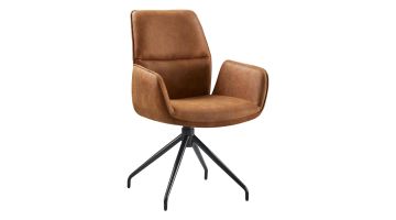 camelkleurige Gavio armstoel van microleder met armleuningen, hoge rugleuning en zwart metalen draaibare kruispoot