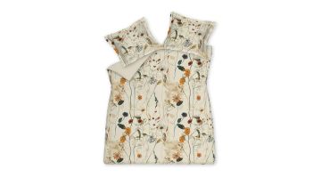 Dekbedovertrek Ivory Bliss Cream Tan met bloemenprint in beige, groen en warme oranje tinten inclusief kussenslopen met oxford rand.