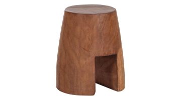 WOOOD kruk Viri van naturel gerecycled hout met ronde zitting en speelse opening aan de onderzijde.