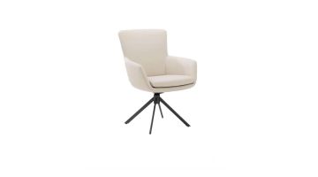 Bert Plantagie Aida eetkamerstoel in crème kleurig leder met zwart draaibaar onderstel in studio-opstelling.