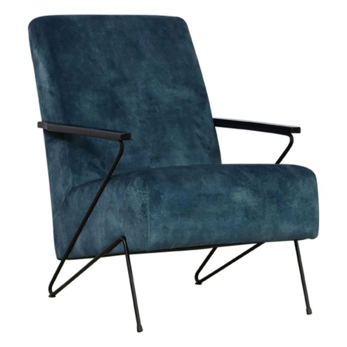 Fauteuil Wilting Laag in blauwe stof met zwart metalen onderstel.