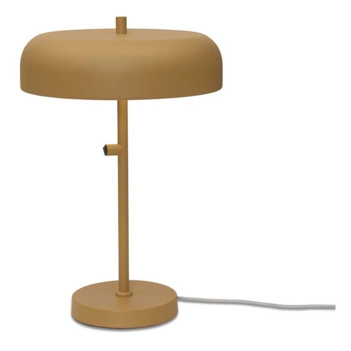 It's About RoMi Tafellamp Iron Porto L in mosterdgeel met ronde metalen kap en stevige voet.