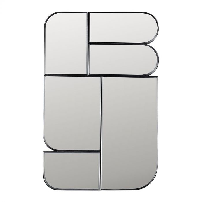 Geometrische Glamour spiegel van Zuiver met afgeronde hoeken, verticaal geplaatst.