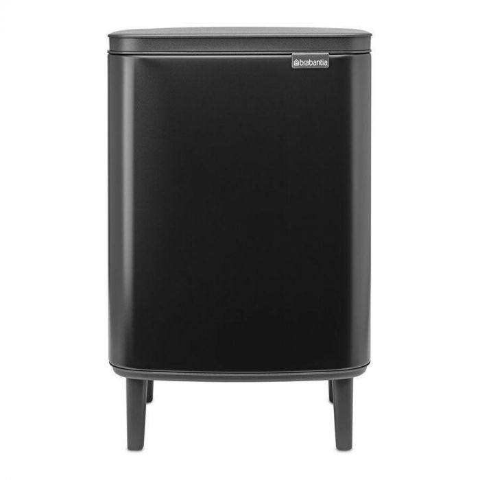 Close-up afbeelding van de Brabantia Bo Hi afvalemmer 12 liter in matzwart, met zijn elegante en moderne uitstraling.