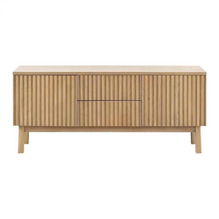 TV-meubel Arrosto van Pronto Wonen in licht eikenhout, met een strak design en verticale lijnen.