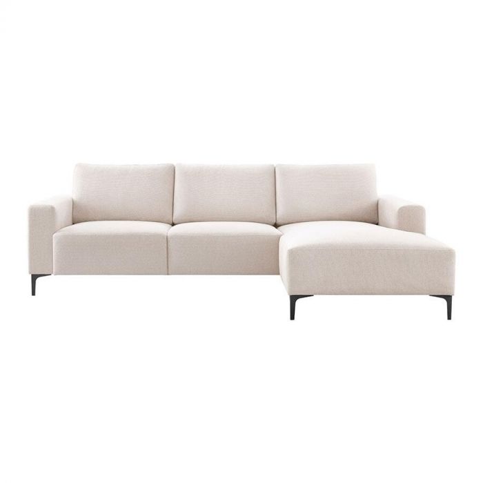 Beige hoekbank Fabria van Pronto Wonen met zwarte metalen poten en een minimalistisch design.