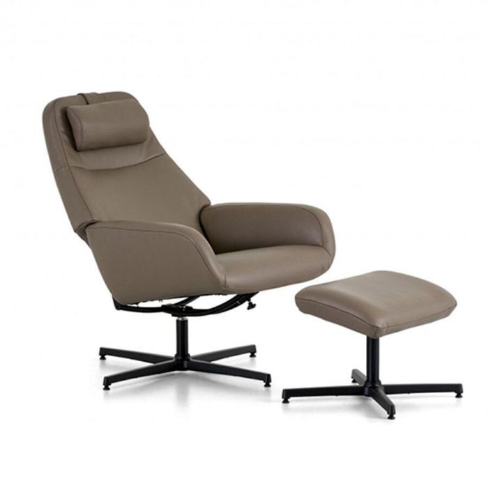 Schuin vooraanzicht van de Montèl Vision XL draaifauteuil, met ergonomische vorm en geïntegreerde hoofdsteun.