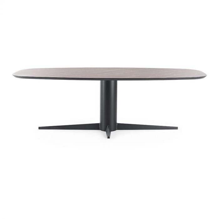 Organisch gevormde Baenks Arlington eettafel met marmerlook Arpa Pulpis blad en zwarte metalen poot, vooraanzicht.