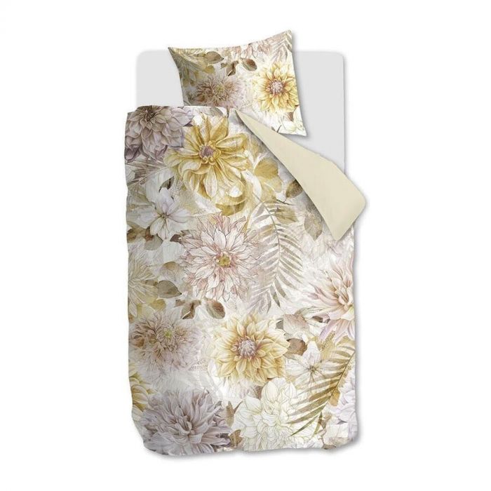 Dekbedovertrek Solaris Natural van Kardol by Beddinghouse met grote bloemenprint in zachte geel- en zandtinten, bovenaanzicht.