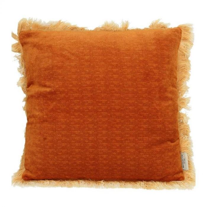 Vooraanzicht van Kersten sierkussen Terra in warme terra kleur met lichte franjes rondom.