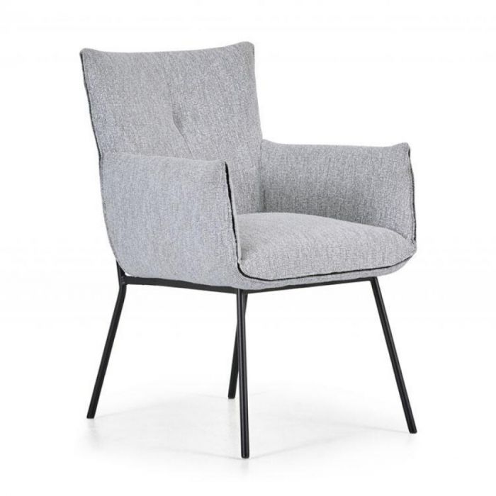 Lichtgrijze Montèl Harmony eetkamerstoel met zwarte poten, schuin van voren gefotografeerd voor een driedimensionaal beeld.