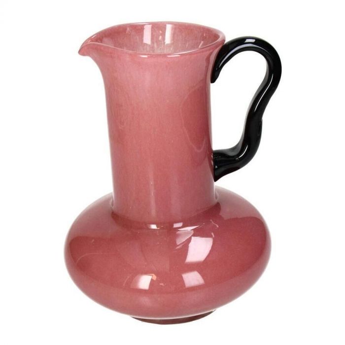 Glazen vaas van Kersten in Bourgondisch roze met zwarte oor, klassiek ontwerp en glanzende afwerking, formaat 19x18x24,5 cm.