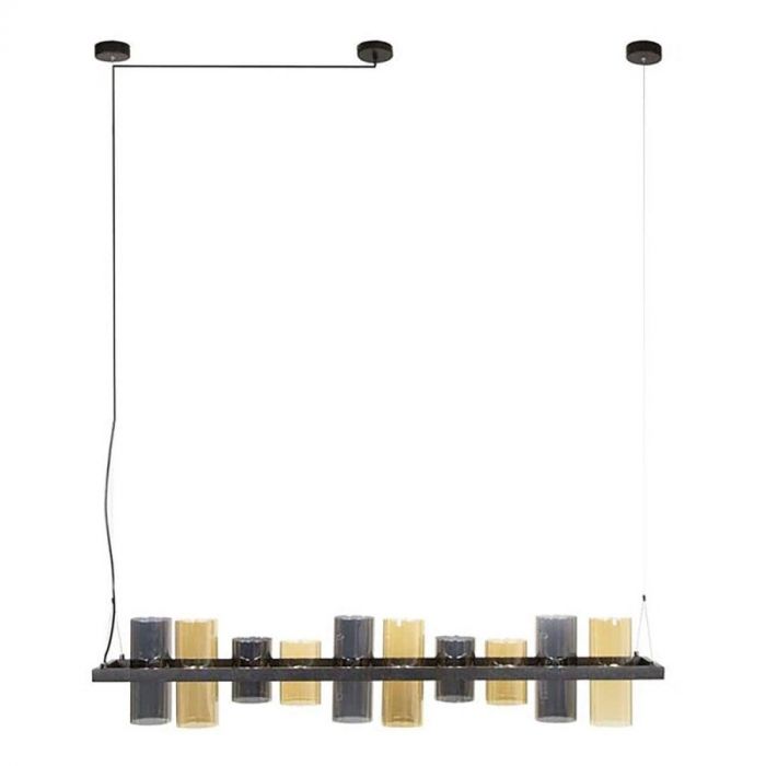 Hanglamp met tien cilindervormige lampenkappen in amberkleurig en smoke glas aan een zwart frame, modern en stijlvol design.