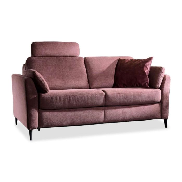 Harper slaapbank in mauve stof als stijlvolle tweezitsbank met losse sierkussens
