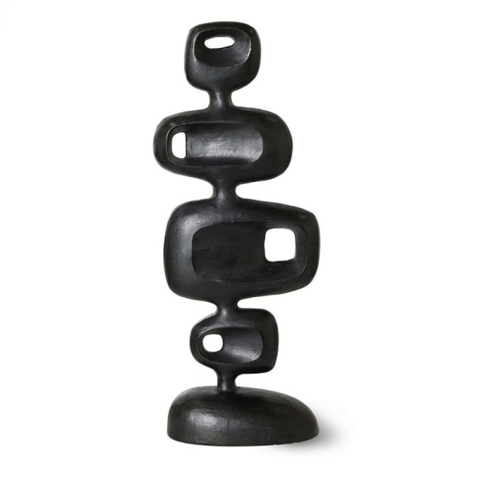 HKLIVING Sculpture Aluminium Heavy Black, close-up studiofoto van het abstracte zwarte sculptuur met organische openingen.