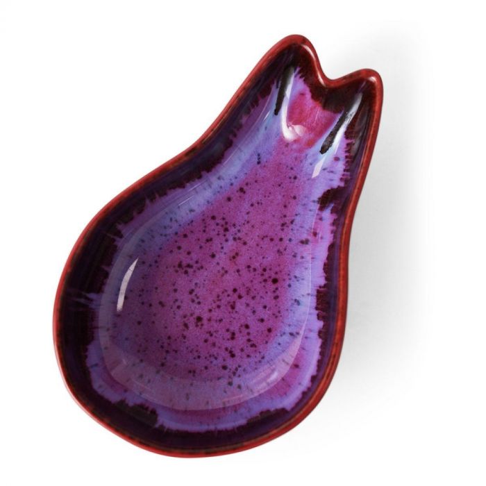 Bovenaanzicht van het HKLIVING Tapasschaaltje Shell Dragonfruit in paars-roze keramiek met donkere rand.