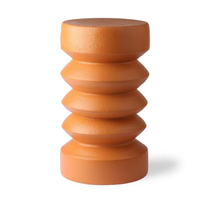 HKliving Stoneware bijzettafel in oranje met speelse vorm, gefotografeerd losstaand.