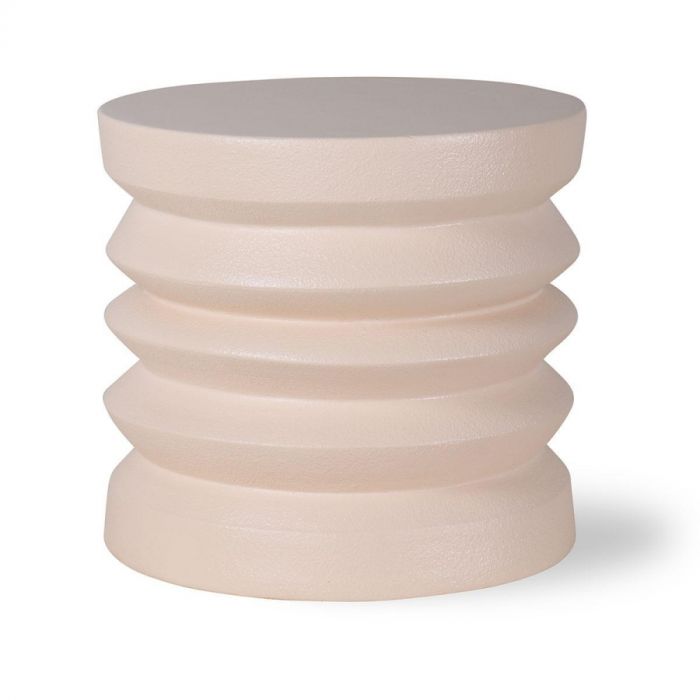 HKliving Stoneware bijzettafel in crème kleur met speelse vorm, losstaand gefotografeerd.