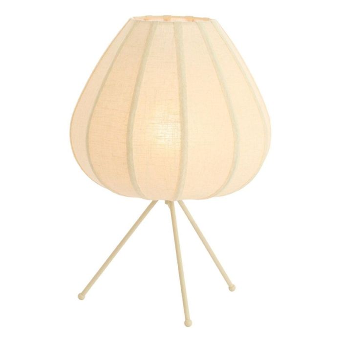 Pronto Wonen tafellamp Moscito in ecru linnen met drie metalen poten, brandend licht op witte achtergrond.