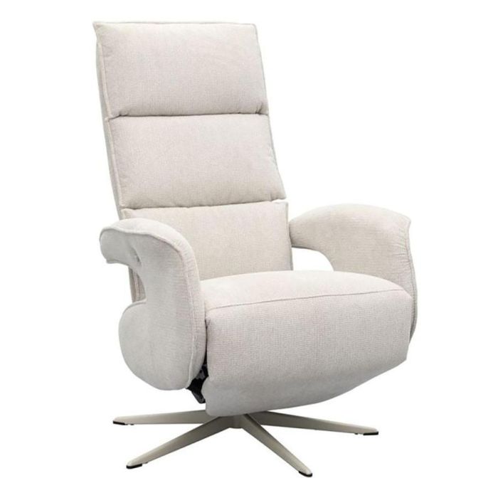 Trendhopper relaxfauteuil Lunia in beige stof met hoge rugleuning en draaivoet, gefotografeerd schuin van voren.