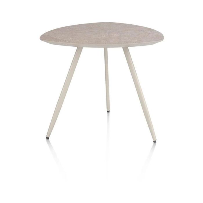 Salontafel Salutina 53 x 53 cm crème met HPL-blad en drie metalen poten, frontaal gefotografeerd.