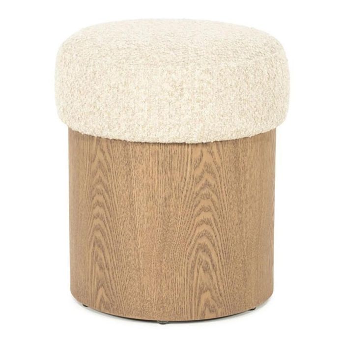 Eleonora poef George beige met ronde houten cilinderbasis en dikke bouclé zitting, vrijstaand op witte achtergrond.