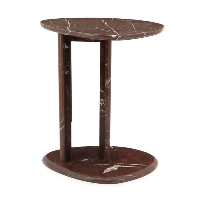 Bijzettafel Lior van gepolijst marmer met een donkere roodbruine tint en witte aders, gefotografeerd vrijstaand op een witte achtergrond.