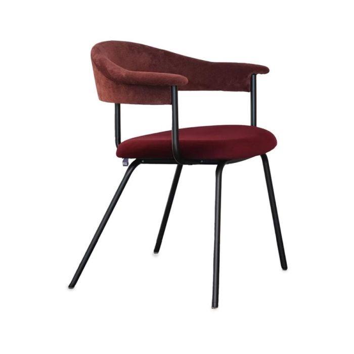 Eetkamerstoel Lindo NOGA armstoel bordeaux stof met zwart buisframe vooraanzicht