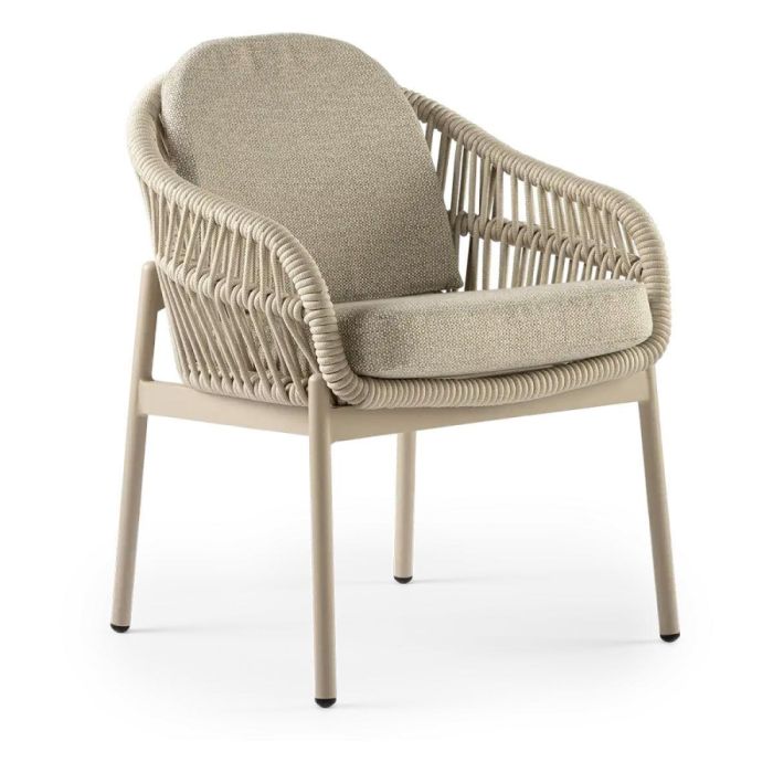 Callisto Outdoor tuinstoel Pizzoli met champagnekleurig aluminium frame, rope kuip en beige zit- en rugkussen