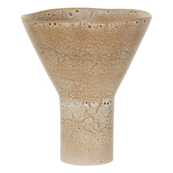 Beige keramische vaas Yaro met brede organische opening en reactieve glazuurafwerking
