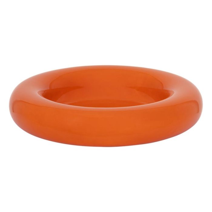 Oranje keramieken serveerschaal Lou Flame met hoogglans glazuur op witte achtergrond