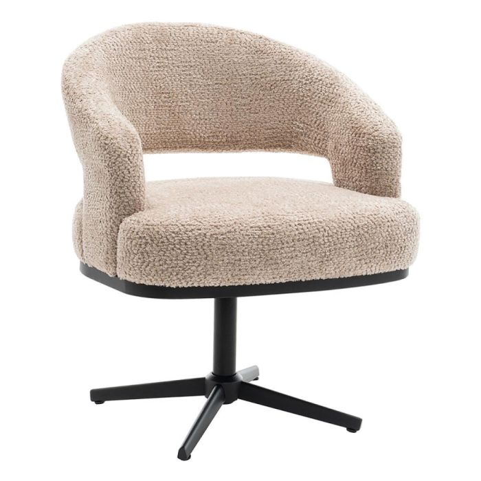 Beige INHOUSE armstoel Noalia met ronde rugleuning en zwarte draaipoot schuin vooraanzicht
