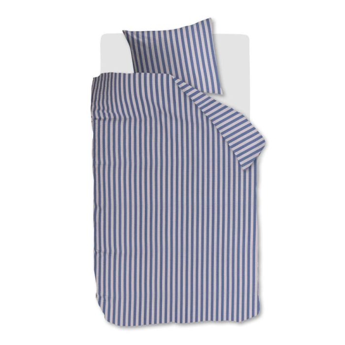 Dekbedovertrek Veya met verticale blauwe en witte strepen en licht geribbelde seersucker structuur