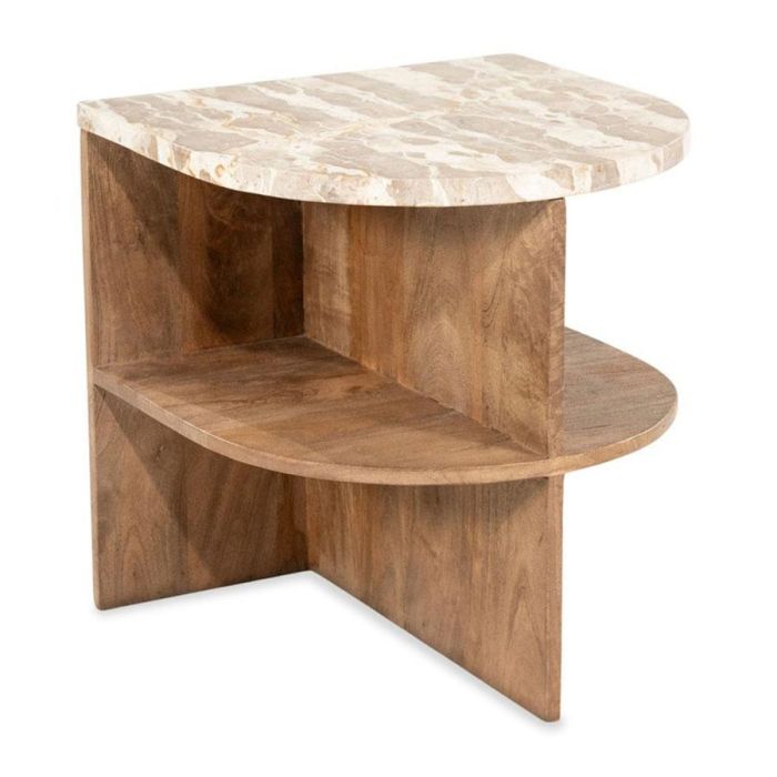 Bijzettafel Marwood van mango hout en marmer met open vakken en organische vormen.
