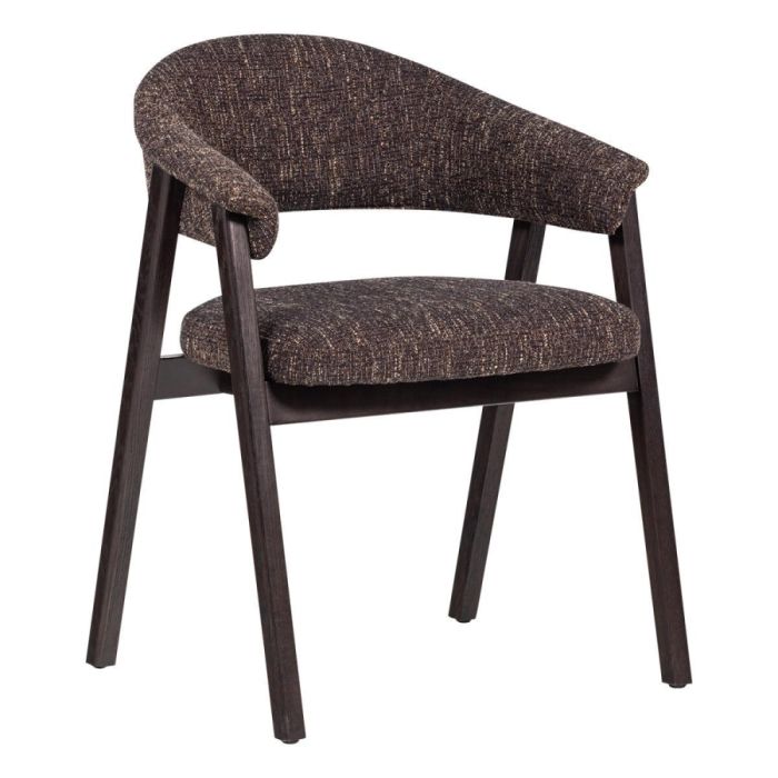 Eetkamerstoel met armleuningen in donker eikenhout en bruine geweven stof op witte achtergrond