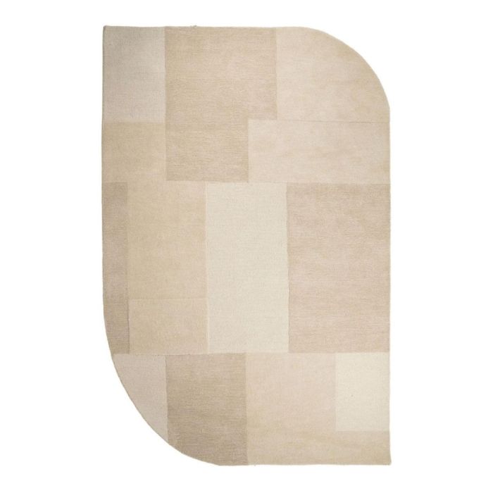 Vloerkleed Contour van By-Boo in beige met organische vorm en subtiele vlakken