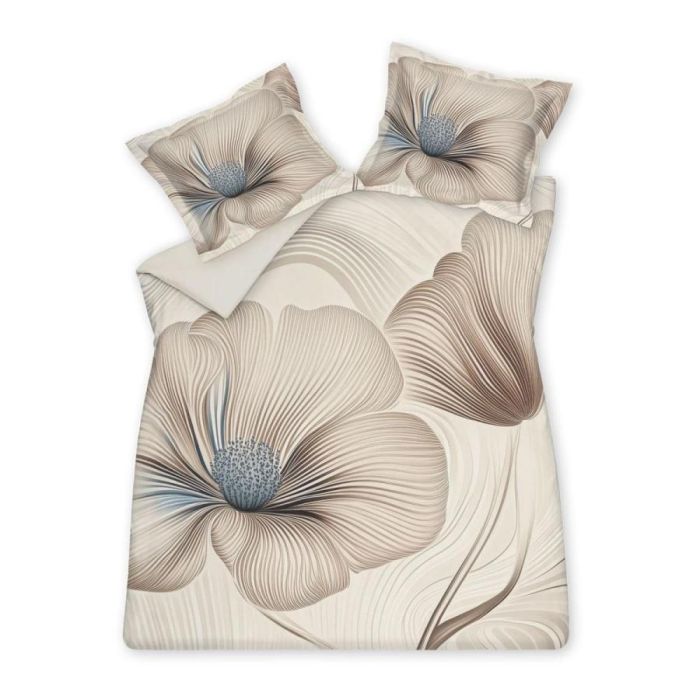 Dekbedovertrek Royal Garden cream tan van Vandyck met grote bloemen in cream en tan op een licht beige achtergrond
