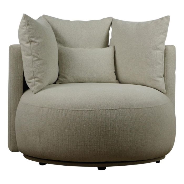 Draaibare Fauteuil Weyland met ronde zitting en losse rugkussens in lichtbeige stof.