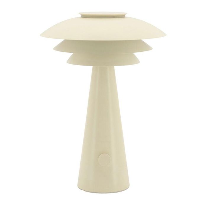 Beige metalen tafellamp Tier met gelaagde kap en modern minimalistisch design.